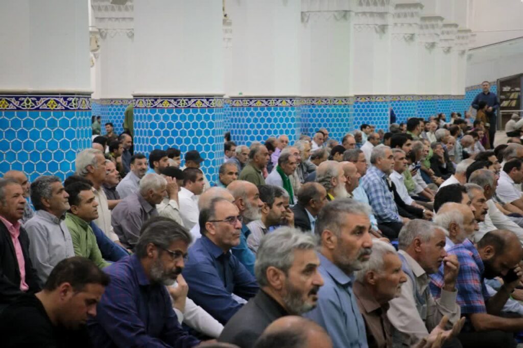 جلوه هایی از نماز جمعه یزد 25 مهر